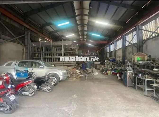 Cho thuê kho (1500m) có cẩu trục, xe công