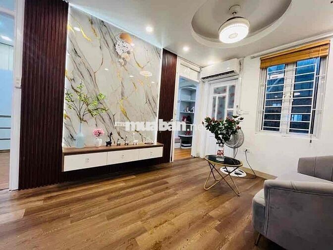 Mặt phố Vũ Tông phan 56m 2pn tặng nội thất