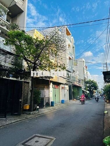 Bình Tân - Bán nhà 2 tầng 68m2 đường liên khu 10-11 giá 5 tỷ 99