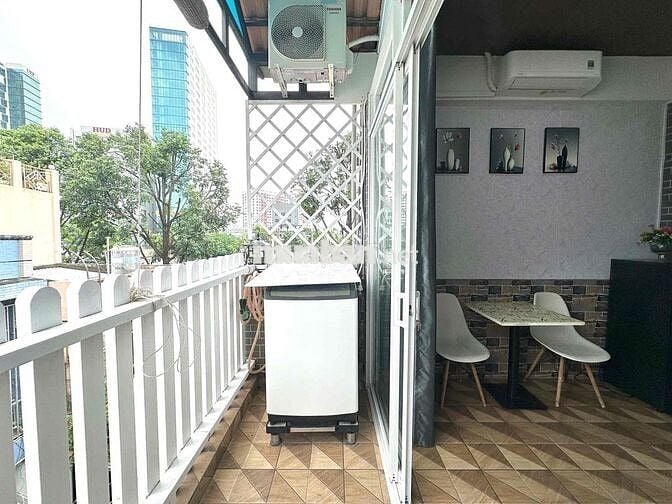 Phòng 35m2 Ban Công Máy Giặt Riêng FREE PHÍ DỊCH VỤ Ngay Cầu Thị Nghè