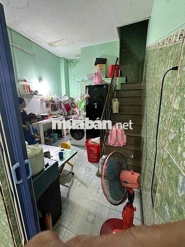 nhà cho thuê nguyên căn 1 trệt,1 lầu ,giá 5tr/th