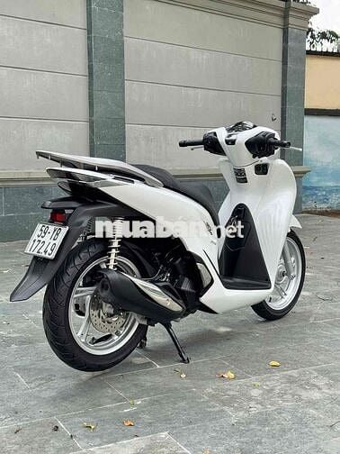 SH 160 CBS 2023 LƯỚT 9000KM MÁY ZIN CHÍNH CHỦ BSTP