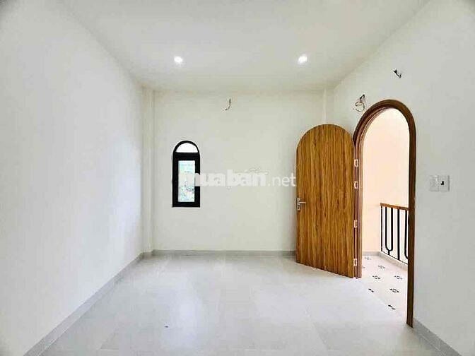 nhà đẹp góc hai mặt tiền Tân thới Hiệp Q12