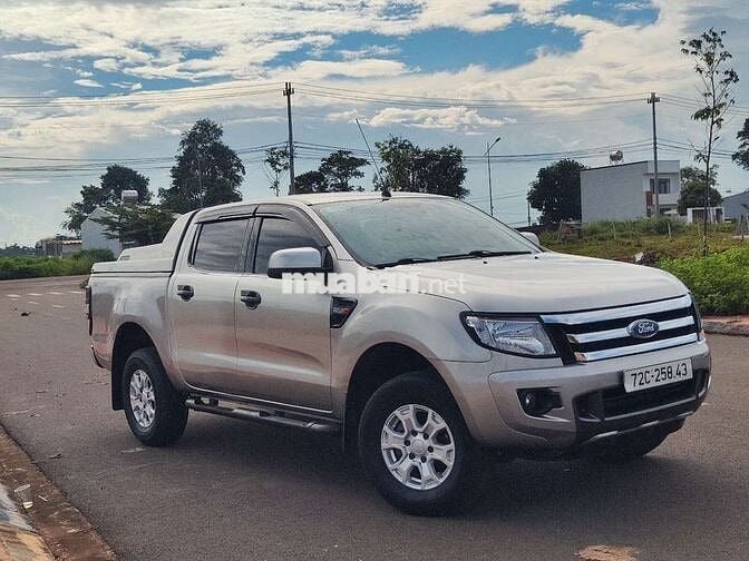Ford ranger 2015 nhập thái số  tự động
