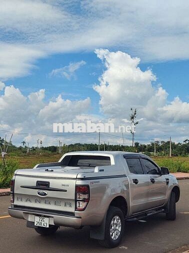 Ford ranger 2015 nhập thái số  tự động