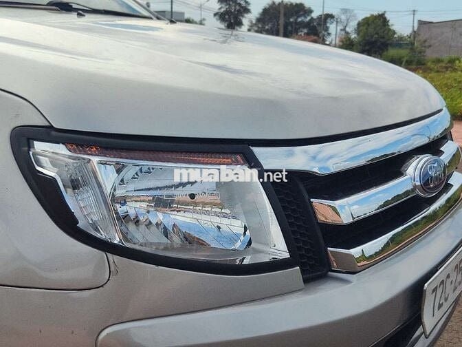 Ford ranger 2015 nhập thái số  tự động