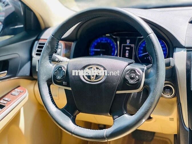 Toyota Camry 2017 2.0 E from mới