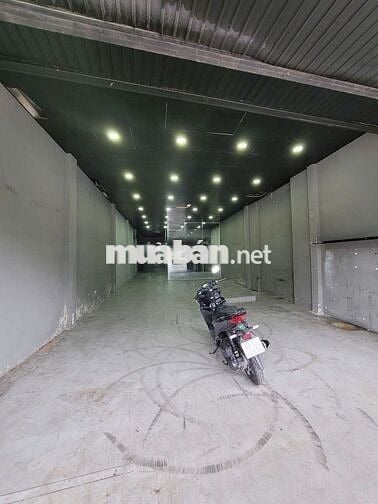 NHÀ 2 MẶT TIỀN TRƯỚC SAU ĐƯỜNG XE TẢI LỚN   TÂN BÌNH