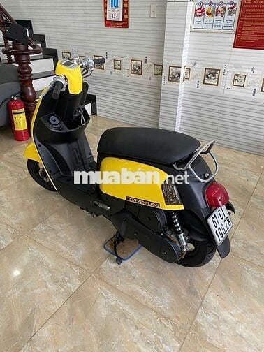Xe vợ đang đi cần ₫ổi xe nên bán ạ