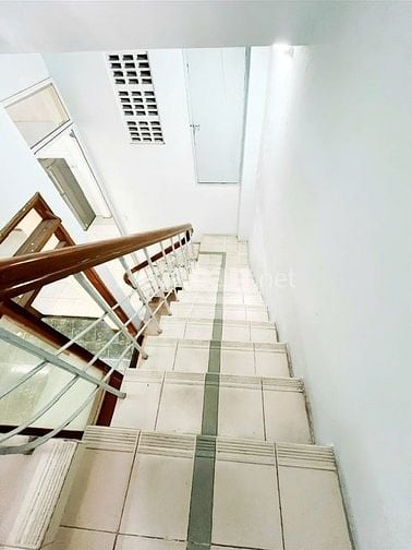 Bán Nhà Hẻm Xe Hơi 112 Số Nhà 8 Đường Hoàng Diệu, P.Xóm Chiếu, Quận 4