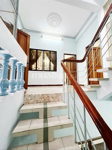 Bán Nhà Hẻm Xe Hơi 112 Số Nhà 8 Đường Hoàng Diệu, P.Xóm Chiếu, Quận 4