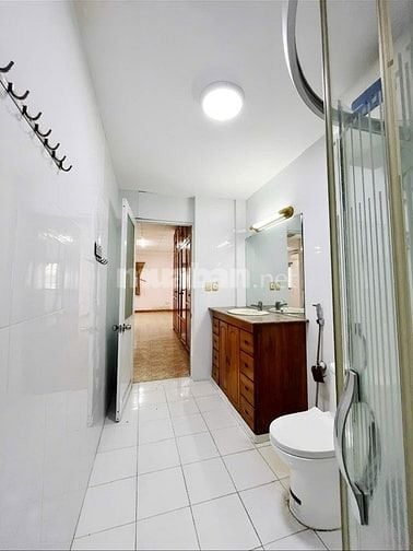 Bán Nhà Hẻm Xe Hơi 112 Số Nhà 8 Đường Hoàng Diệu, P.Xóm Chiếu, Quận 4