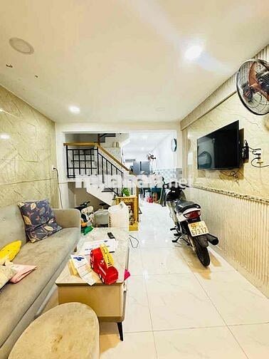Mua Ở Hoặc Cho Thuê | 1/ Xô Viết Nghệ Tĩnh | Ngay Ngã Tư Hàng Xanh