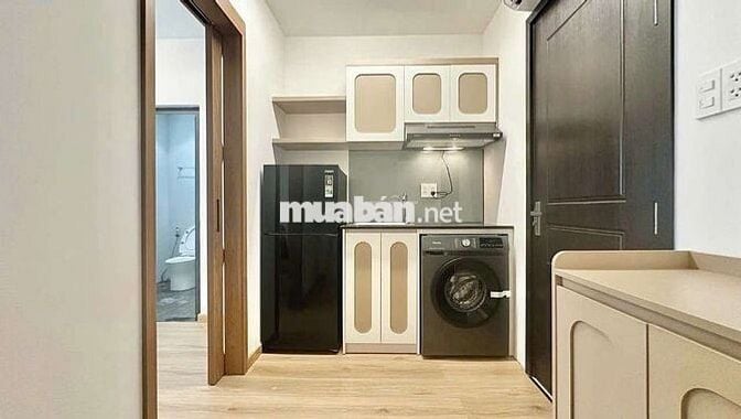 CĂN 1 PN TÁCH BẾP FULL NỘI THẤT BAN CÔNG NHỎ GẦN NHÀ GA TÂN CẢNG