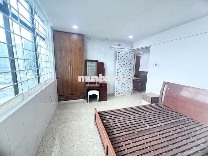 Cần bán căn hộ chugnc cư H1, đường Hoàng Diệu, P9. Quận 4.