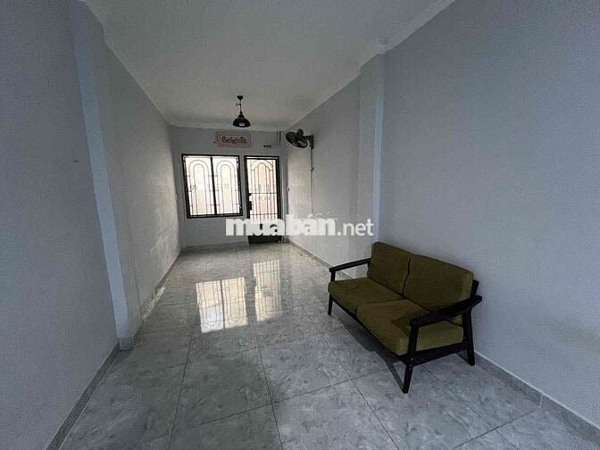 Cho thuê nhà 2PN hẻm Phạm Viết Chánh BThanh – 1 trệt 1 lầu, giá12tr