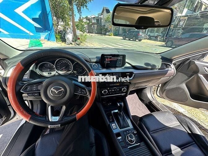 Mazda 6 2018 2.0L Premium - 10700 km