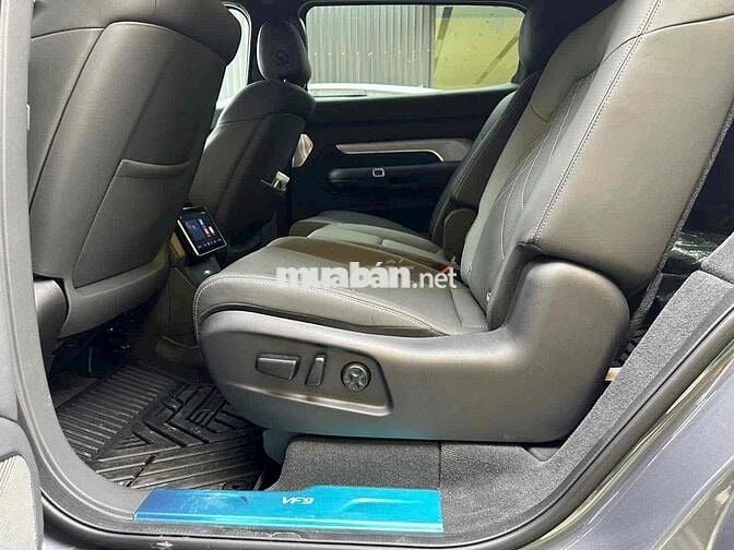VinFast VF9 2024 Plus - 3400 km