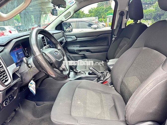 TOYOTA Hà Đông ban Ranger 2023 XLS 4x2 AT - 4v8km
