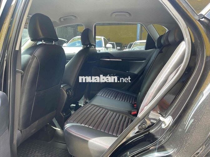 Kia Sonet 2023 Luxury 1.5 AT - 22000 km