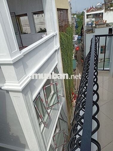 Chính chủ bán nhà mới xây tại Lĩnh Nam Hoàng Mai