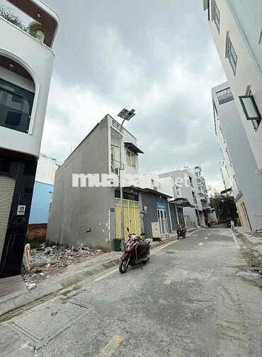 4.5 Tỷ Bán đất 60m2 - hẻm xe hơi Bình Tân, sát Tân hoà Đông