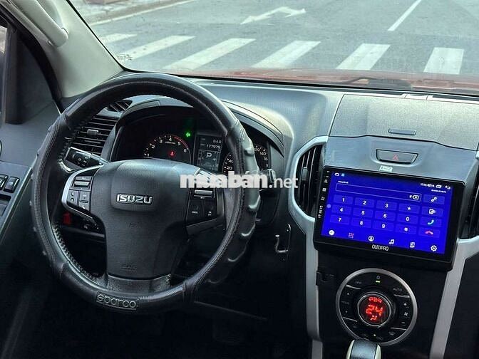 Isuzu Dmax sx 2016 2.5AT 4x4 nổi tiếng bền kinh tế
