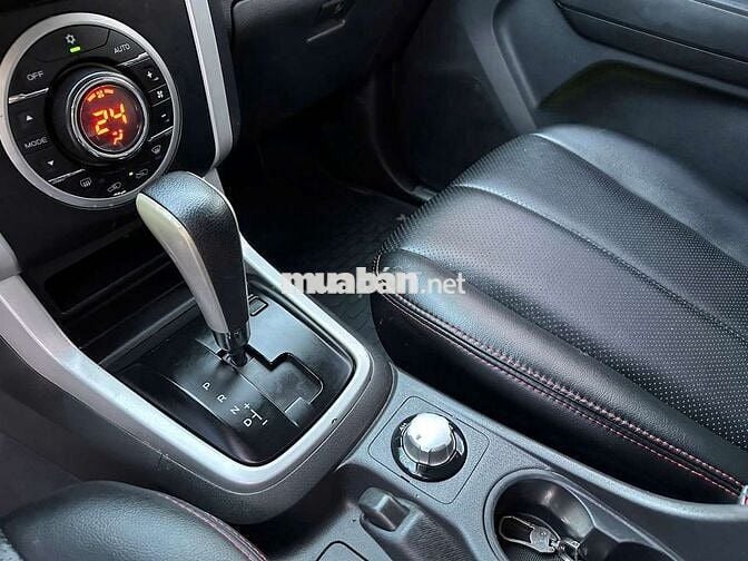 Isuzu Dmax sx 2016 2.5AT 4x4 nổi tiếng bền kinh tế