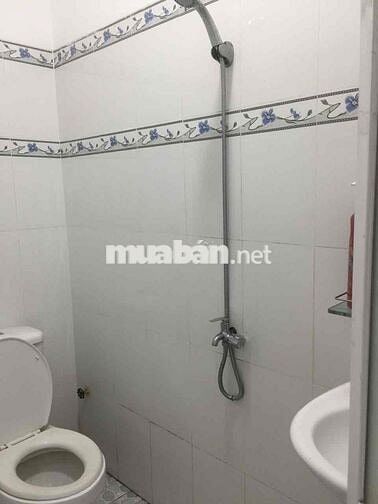 CHO THUÊ PHÒNG TRỌ NHÀ MẶT TIỀN ĐƯỜNG LÝ THÁI TỔ - QUẬN 3