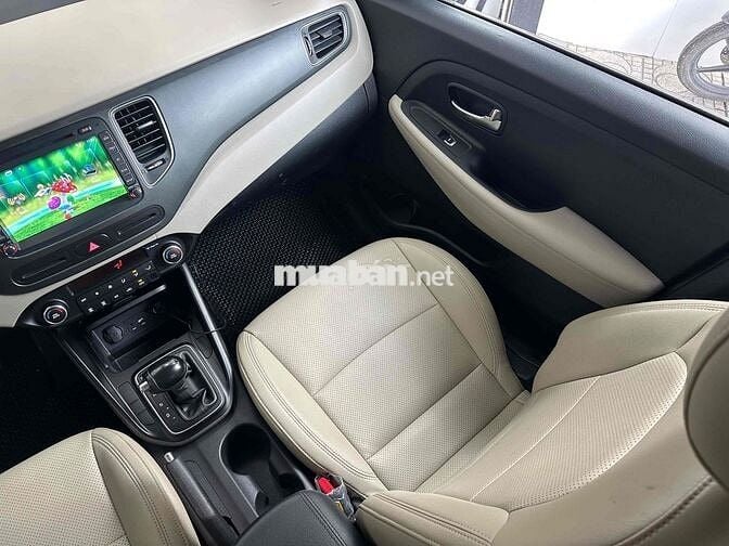 🔴 Kia Rondo 2020 Deluxe - 24k km - chất cọp đi ít