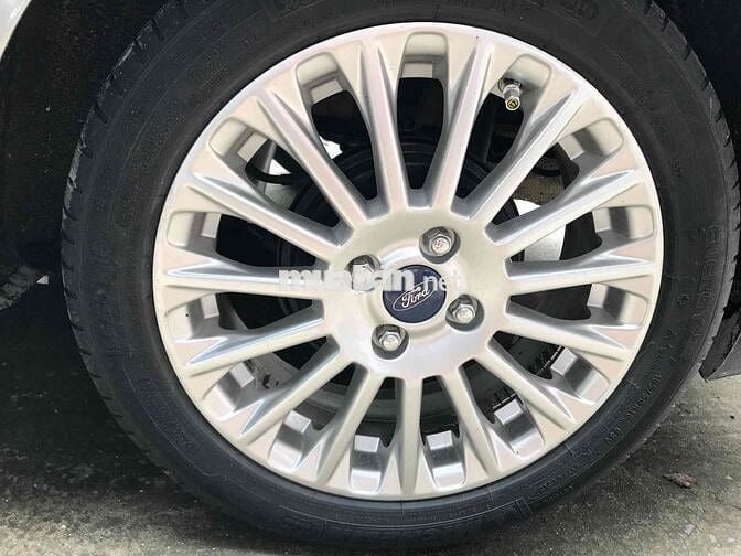Ford Fiesta 2014 Titanium 1.5 AT - 52000 km