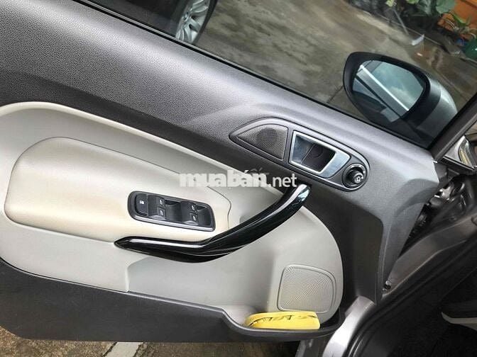 Ford Fiesta 2014 Titanium 1.5 AT - 52000 km