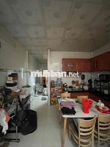 NHÀ 1 LẦU 3PN - HẺM 8M - OTO ĐẬU TRONG NHÀ