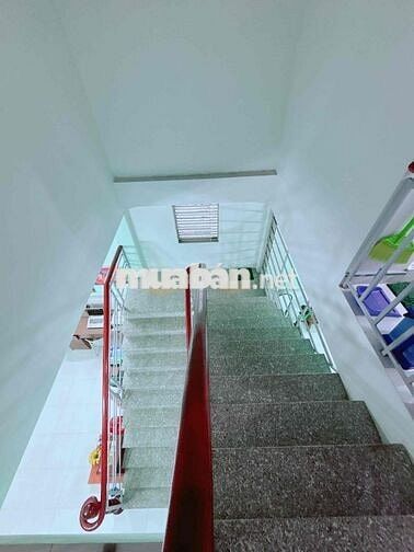 TÔI CHÍNH CHỦ CẦN BÁN GẤP CĂN NHÀ TRỆT LẦU MẶT TIỀN ĐƯỜNG XE TẢI 120m2