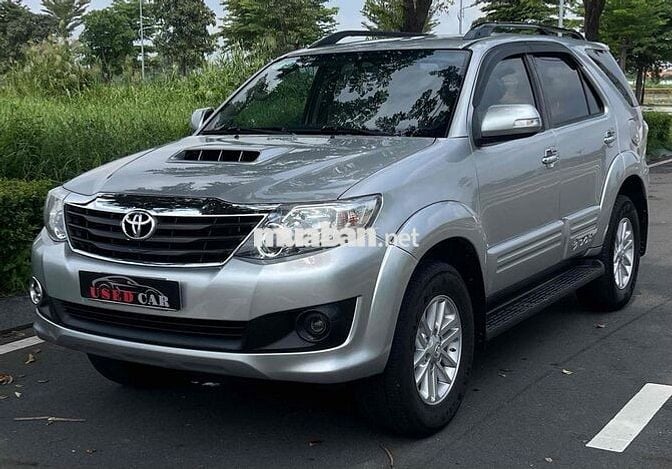 Toyota Fortuner 2015 2.5G MT - 128000 km