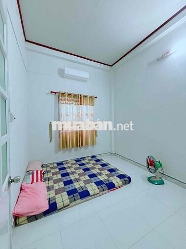 TÔI CHÍNH CHỦ CẦN BÁN GẤP CĂN NHÀ TRỆT LẦU MẶT TIỀN ĐƯỜNG XE TẢI 120m2