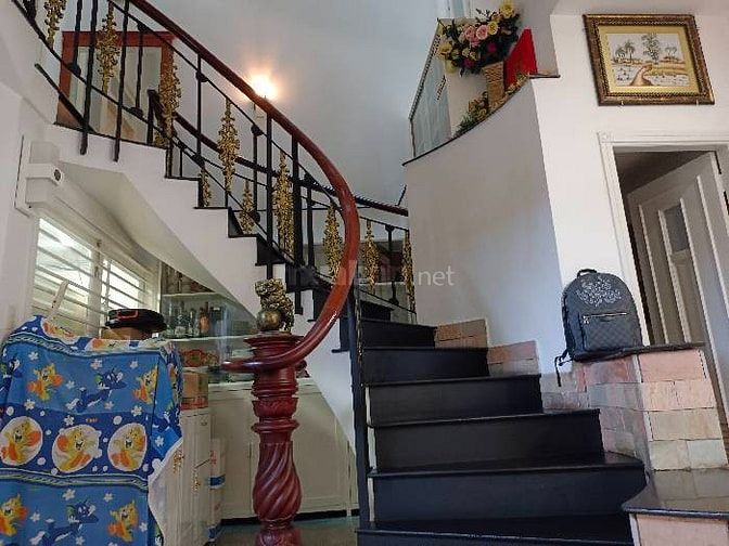 BIỆT THỰ 10 X 30M - XÂY 4 TẦNG - KHU TRẦN NÃO ( 55 TỶ )