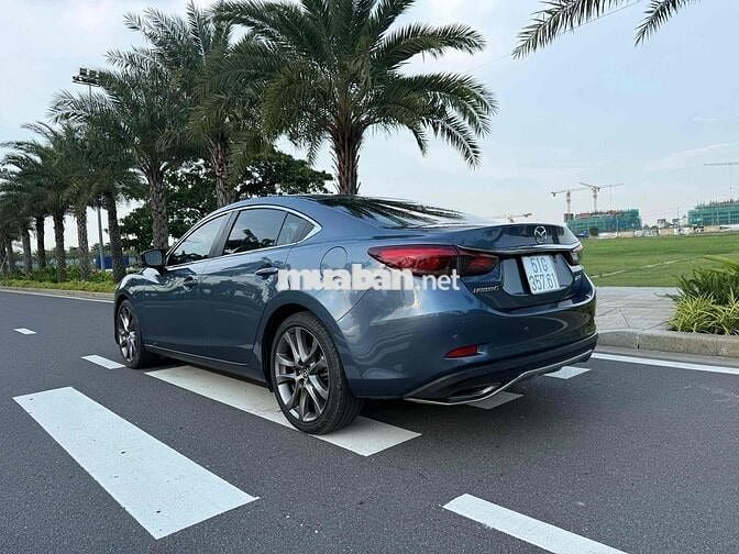 Mazda 6 SX 2017 2.0 Preminum model 2018 xe cực đẹp
