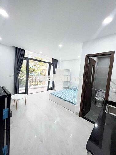 CHO THUÊ STUDIO BAN CÔNG TONE TRẮNG SANG - XỊN - MỊN NGAY ĐH VĂN LANG