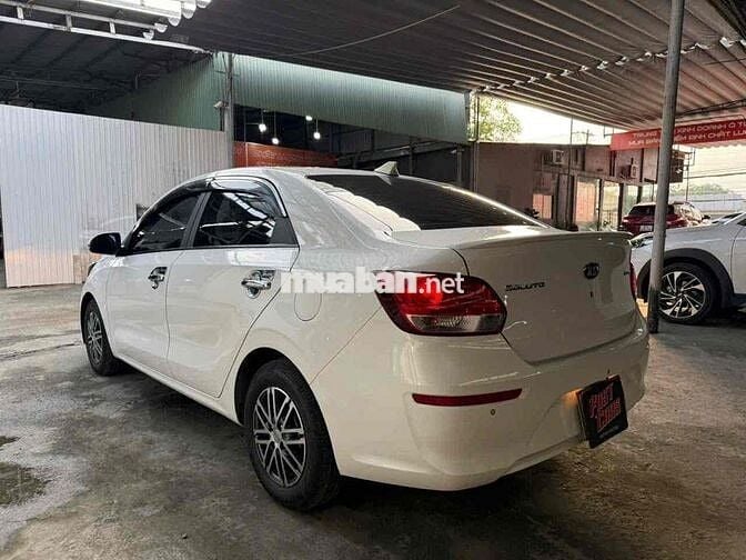 Kia Soluto 2021 - 12000 km