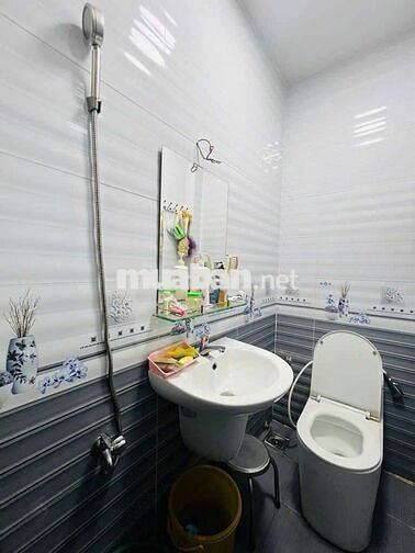NHÀ 4 TẦNG ĐẸP — PHƯỜNG BÌNH TRỊ ĐÔNG A- MÃ LÒ (13,3m x 7m)
