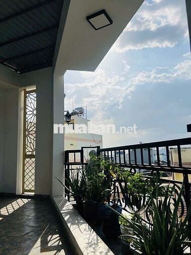 NHÀ 4 TẦNG ĐẸP — PHƯỜNG BÌNH TRỊ ĐÔNG A- MÃ LÒ (13,3m x 7m)