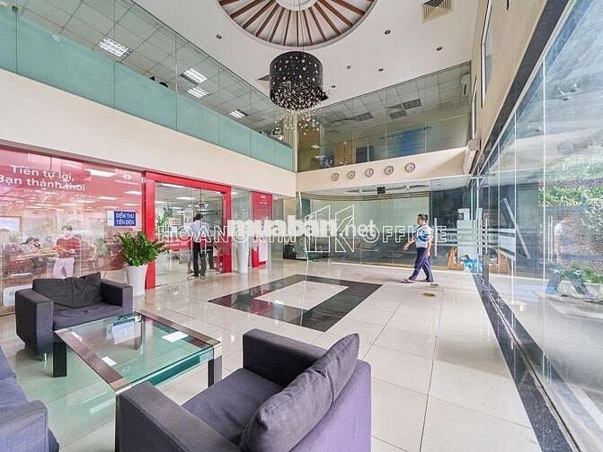 Cho thuê văn phòng Phan Xích Long, 115-250m², sàn cao cấp, giá ưu đãi.