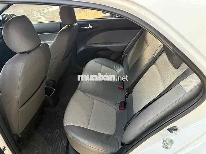 Kia Soluto 2021 - 12000 km