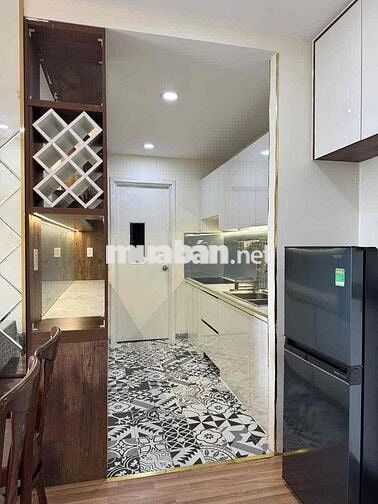 CHUYỂN CÔNG TÁC CHINH CHỦ CHO THUÊ 2PN 2WC ĐẦY ĐỦ NỘi THẤT ***