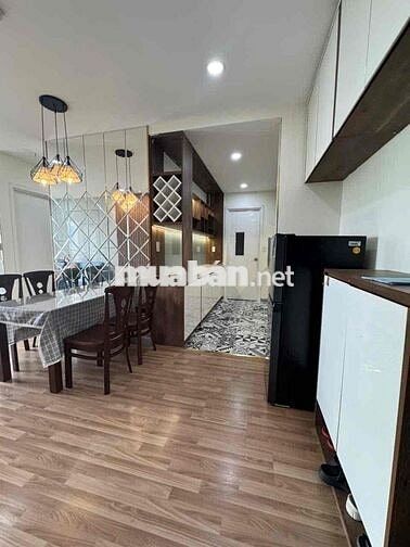 CHUYỂN CÔNG TÁC CHINH CHỦ CHO THUÊ 2PN 2WC ĐẦY ĐỦ NỘi THẤT ***