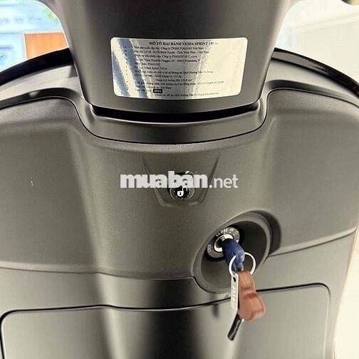 Vespa Sprint S 150 2025 Matte Black mẫu mới nhất