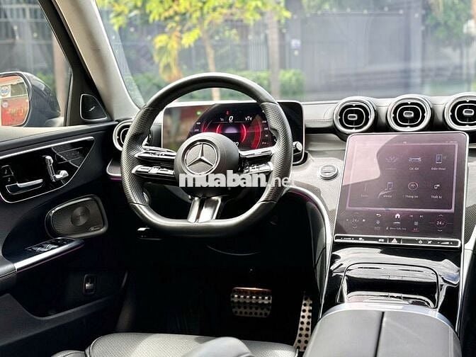 Mercedes Benz C300 AMG 1 chủ mua mới HTbank >75%
