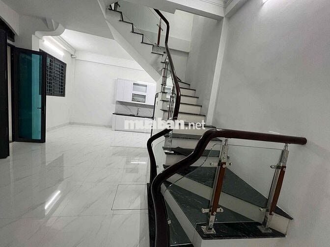 Lô góc Phân lô quân đội Vương thừa vũ 37m 4T 14 tỷ ô tô đỗ .cửa