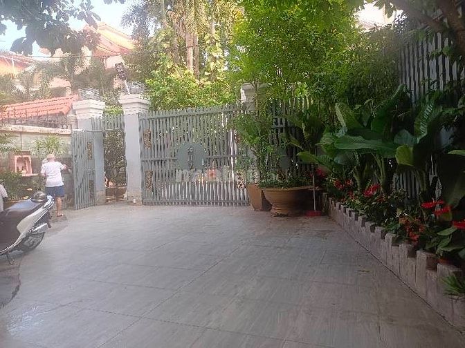 BIỆT THỰ 10 X 30M - XÂY 4 TẦNG - KHU TRẦN NÃO ( 55 TỶ )